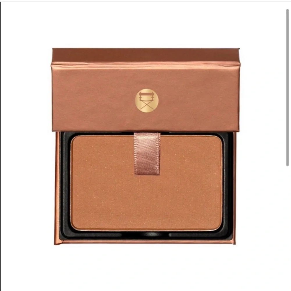 VISEART Professional Makeup Bronze Noix Powder Bronzer